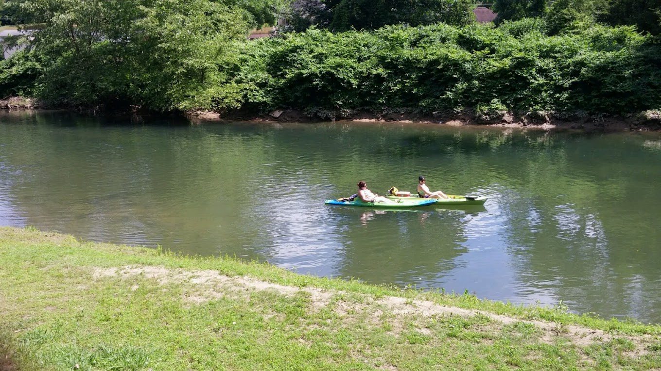Kayaking and Tubing on the Toccoa River